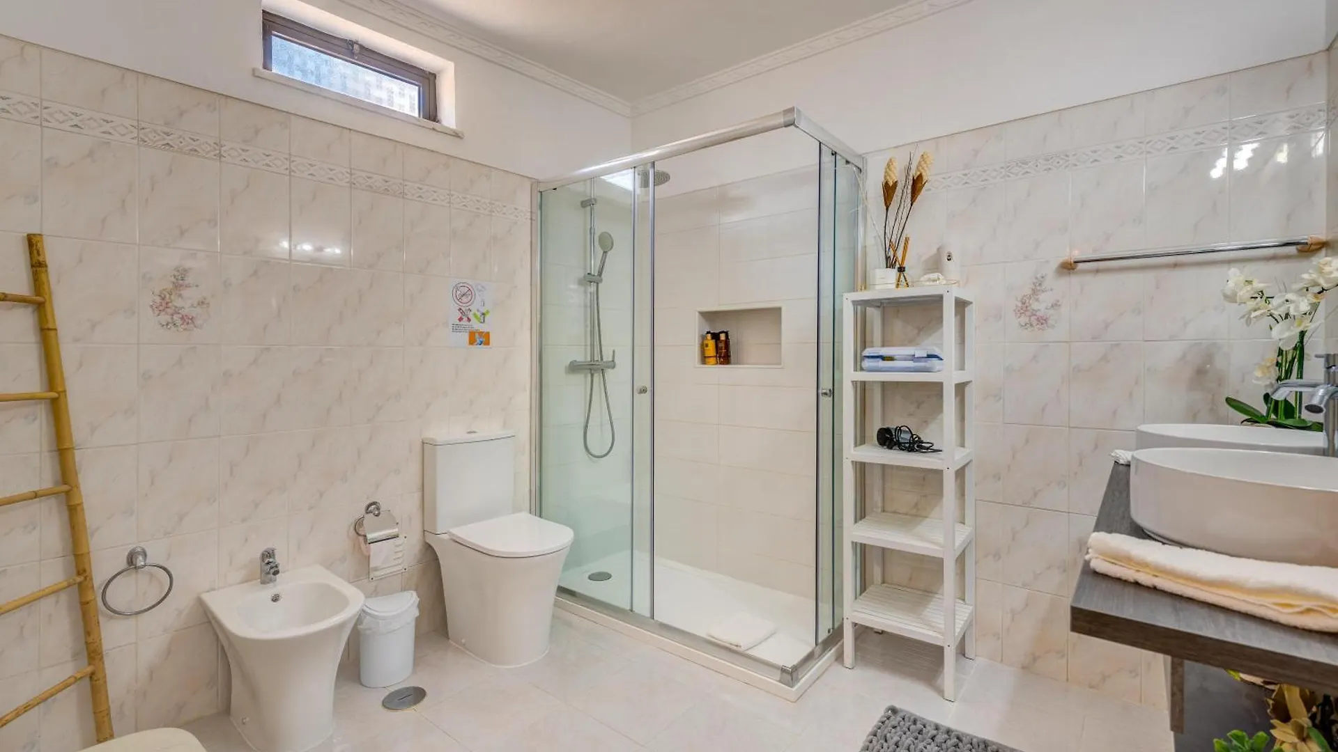 Villa Vila Da Encosta - Private - Heated Swimming Pool - By Bedzy Albufeira