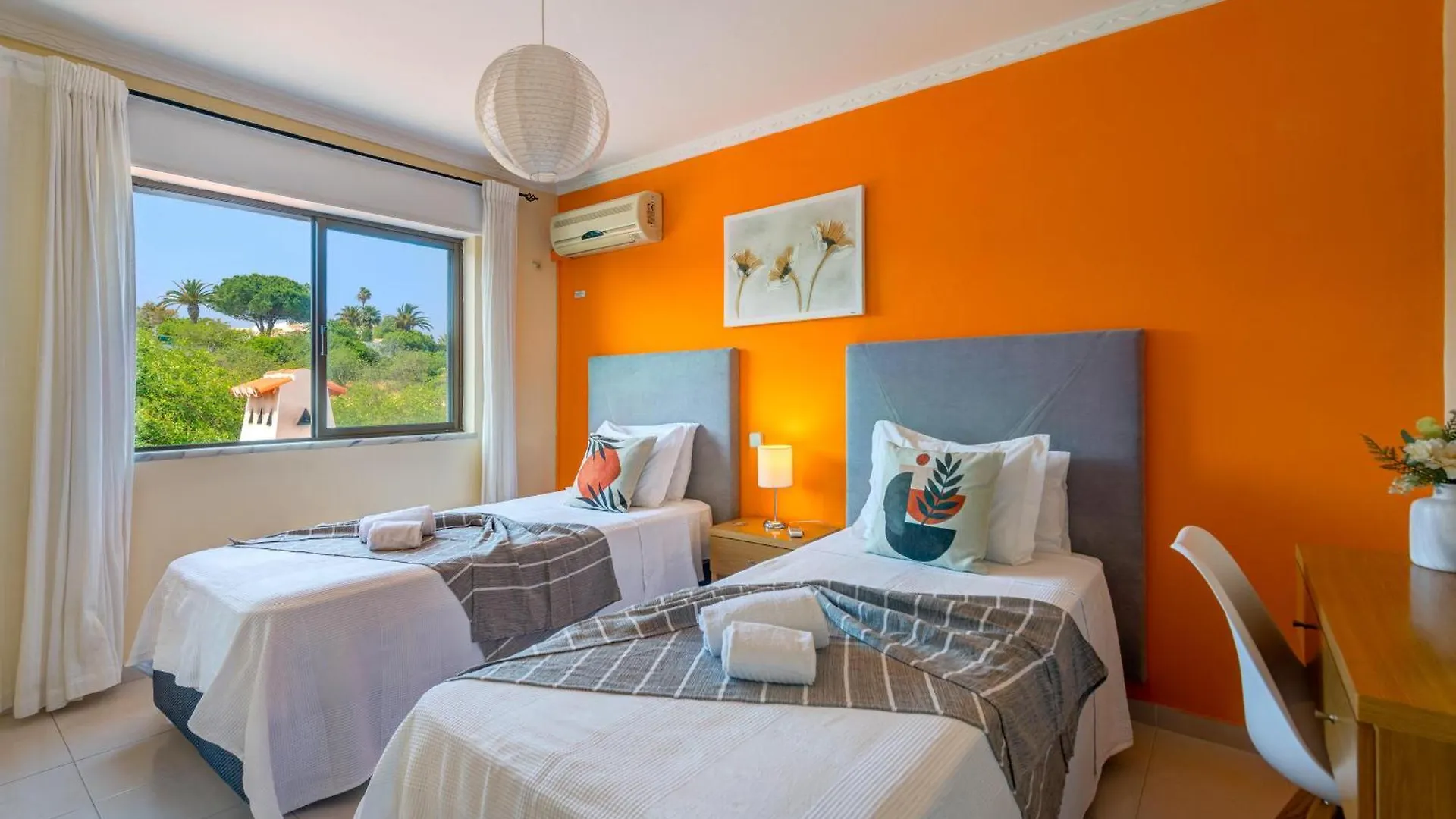Vila Da Encosta - Private - Heated Swimming Pool - By Bedzy Albufeira 0*,  Portugalsko